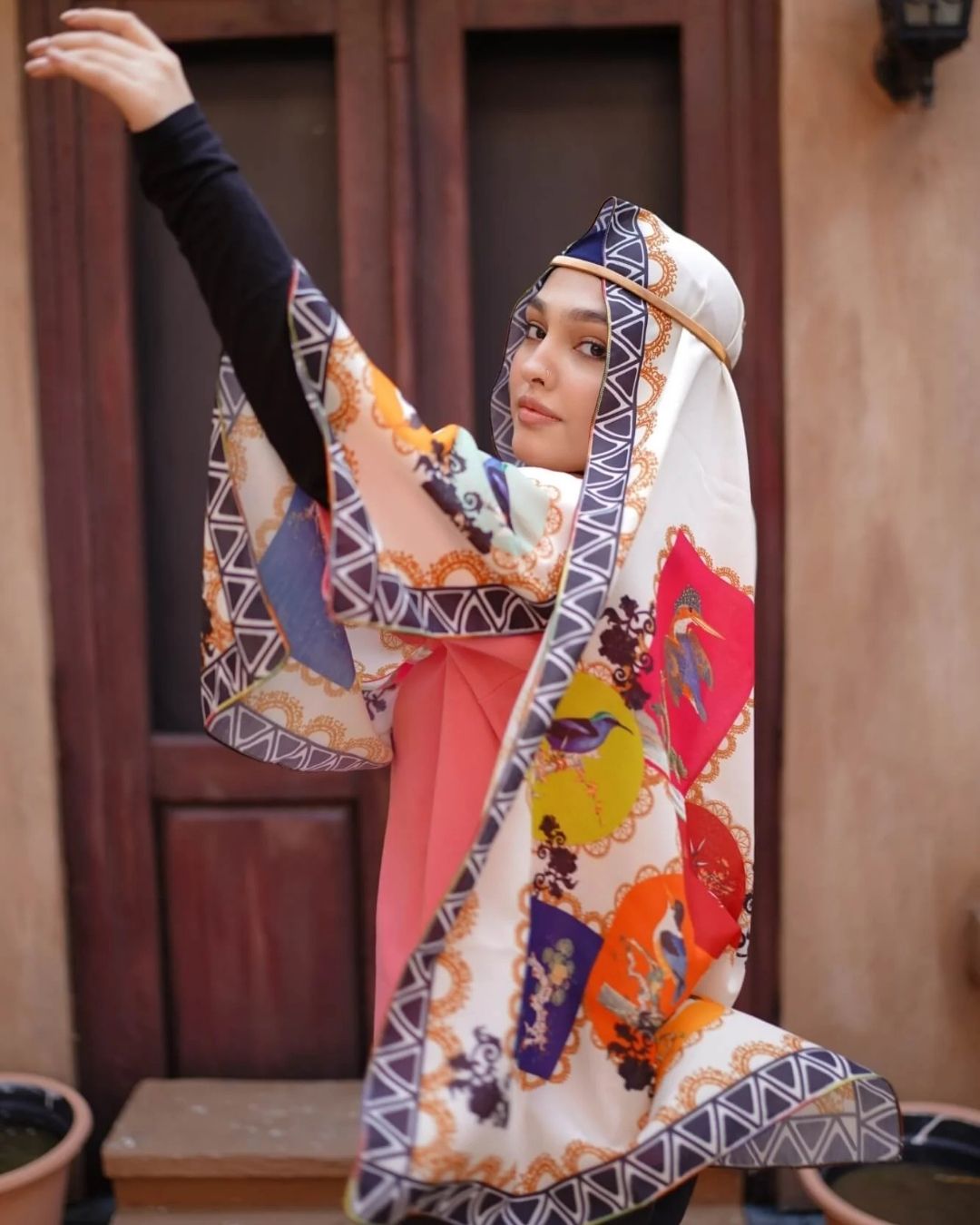 Ivory - Artistic Heritage Scarf