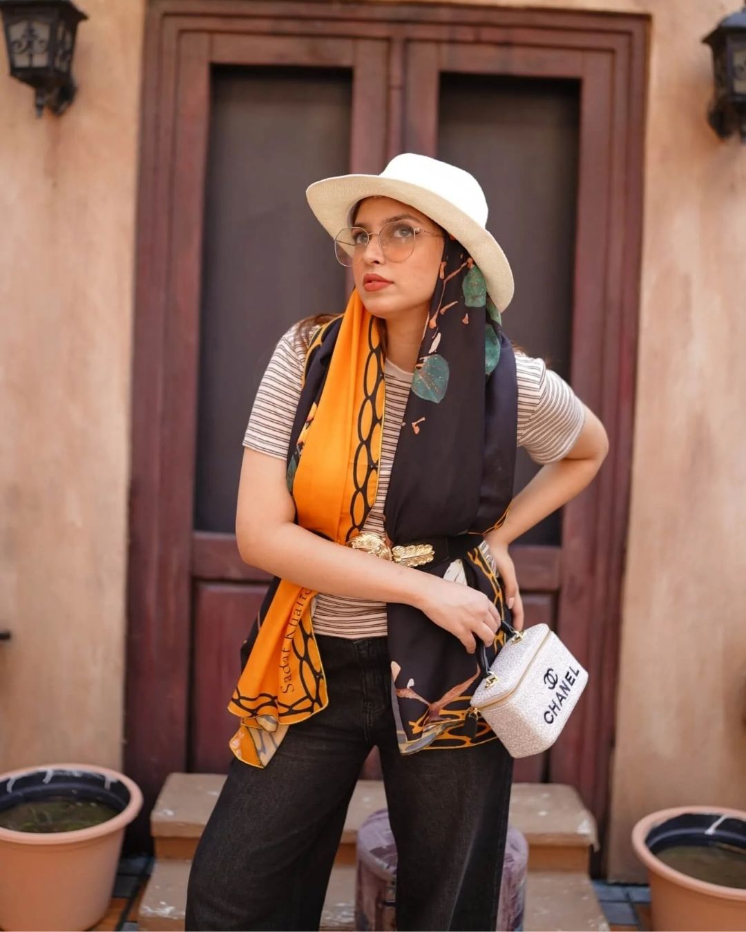 Sunleaf Charm - Bold Statement Scarf