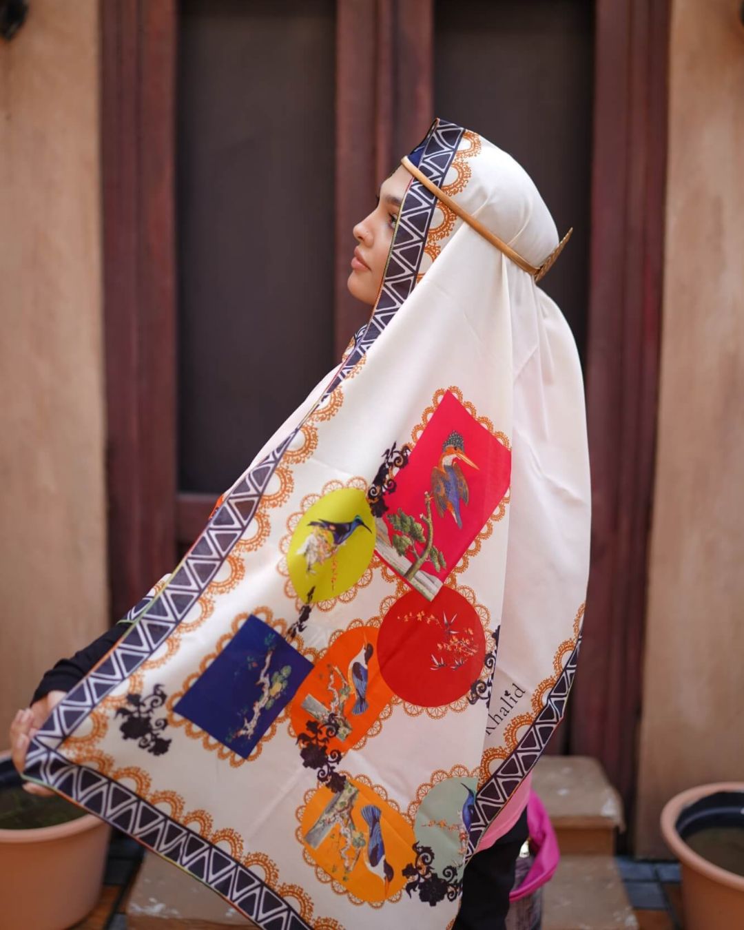 Ivory - Artistic Heritage Scarf